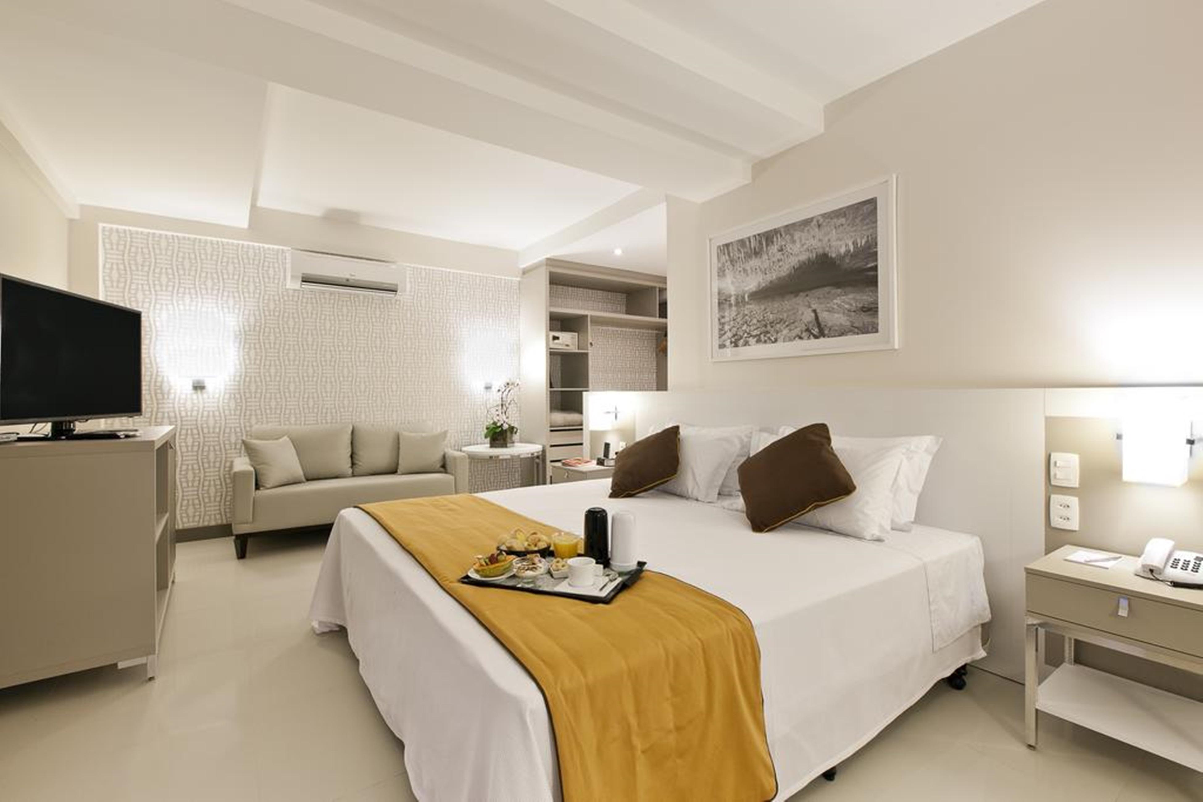 Esuites Lagoa Santa ลาโกอาซานตา ภายนอก รูปภาพ