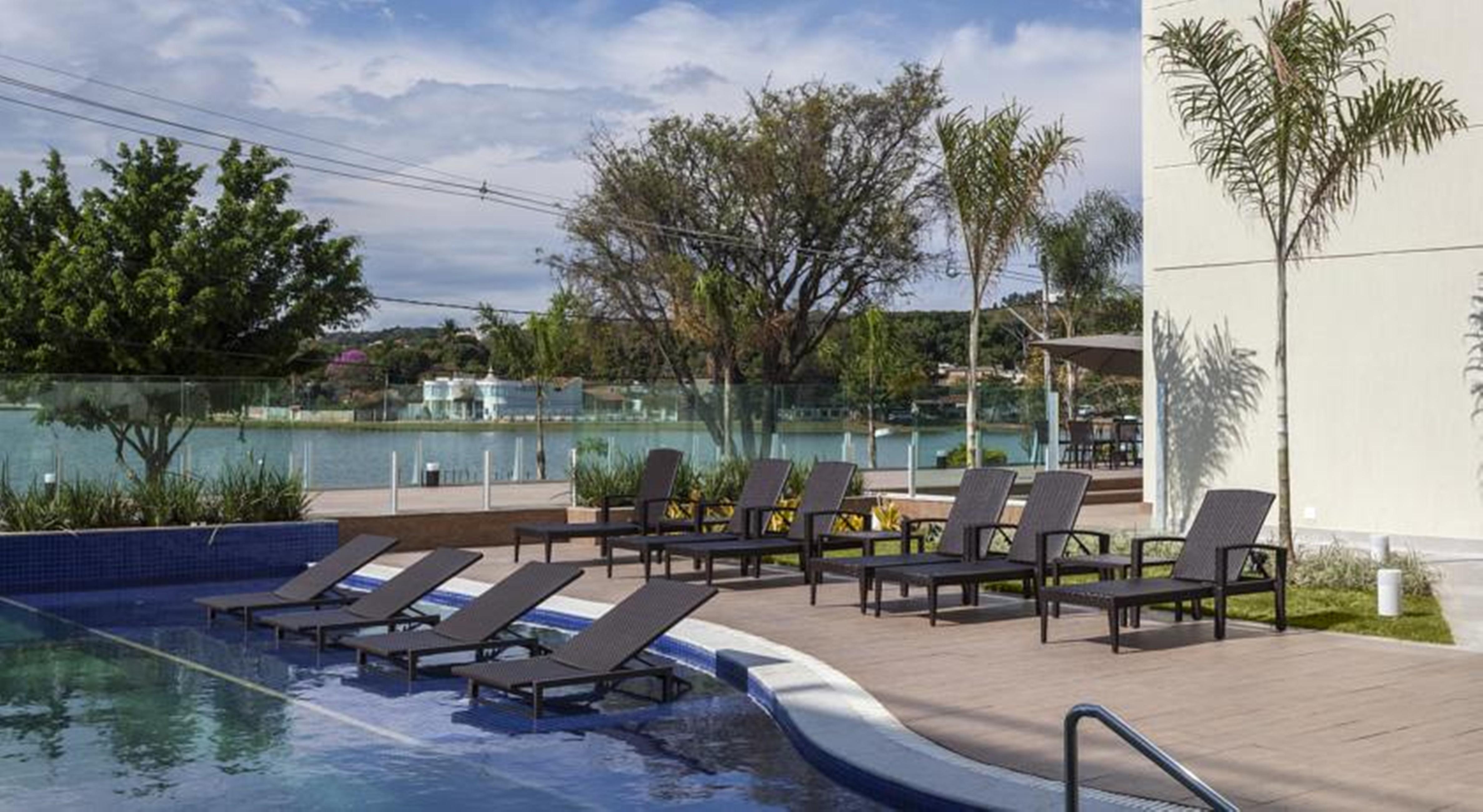Esuites Lagoa Santa ลาโกอาซานตา ภายนอก รูปภาพ