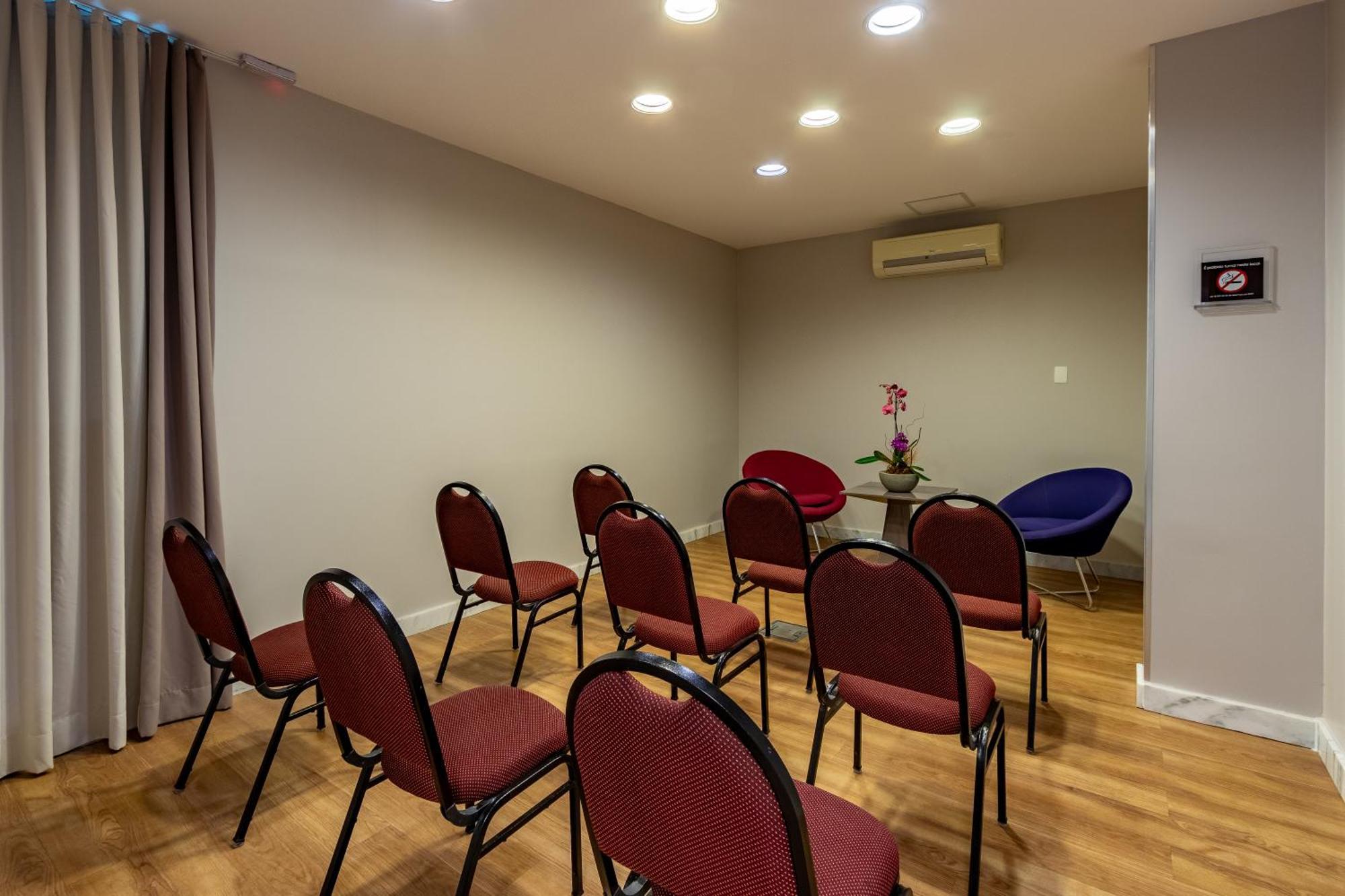 Esuites Lagoa Santa ลาโกอาซานตา ภายนอก รูปภาพ